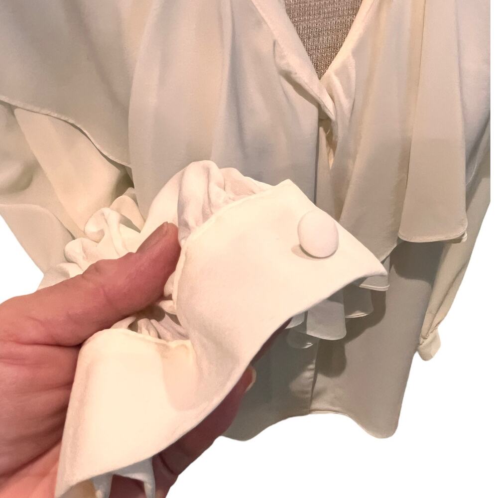 Vintage Size 8/S/M? Petite Sophisticate Womens Ruffled Blouse Ivory Long Sleeve - Picture 6 of 9